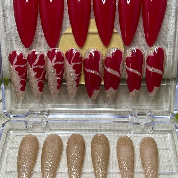 Long Stiletto Valentine’s Day red hearts and gold press on nails set of 26 - Picture 2 of 5